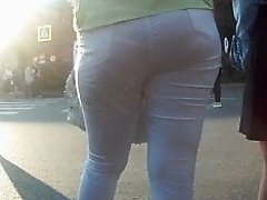 Juicy big butts milf in white pants