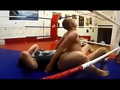 big woman wrestling